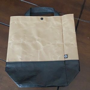 Lululemon bag